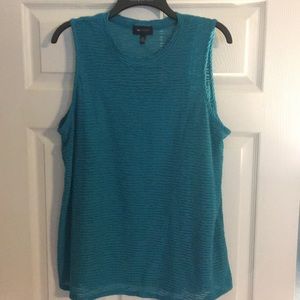 Women’s Top w/lined tank